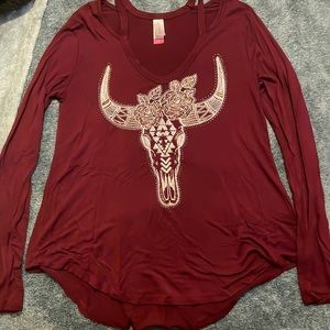 it’s red and with a animal skull on it